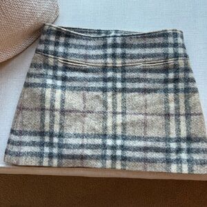 Burberry wool skirt size 4 plaid classic